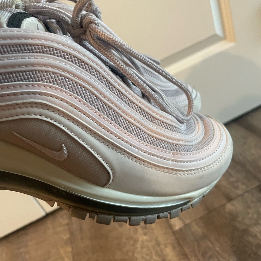 Women’s Nike Air Max 97 Sneakers in Light Purple and White - Picture 3 of 6
